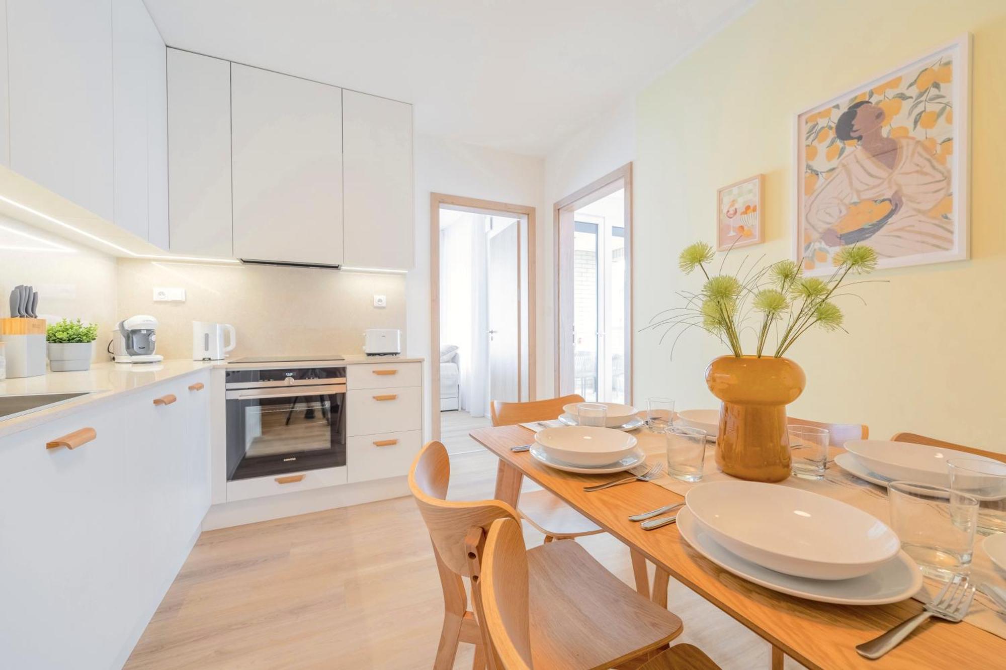 Appartamento Bright 2br - 4th Floor, Balcony, Free Parking By Gravity