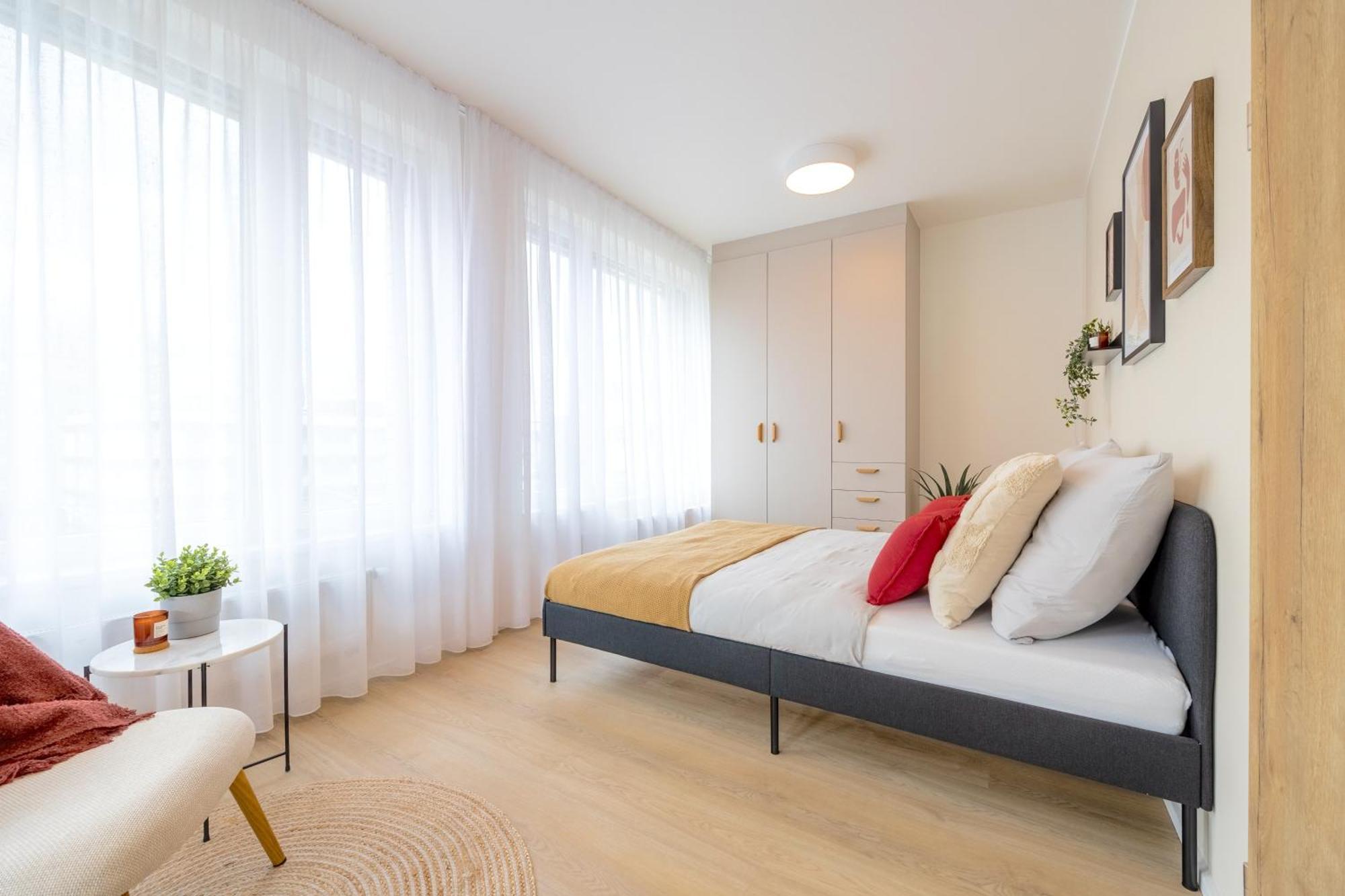 Appartamento Bright 2br - 4th Floor, Balcony, Free Parking By Gravity